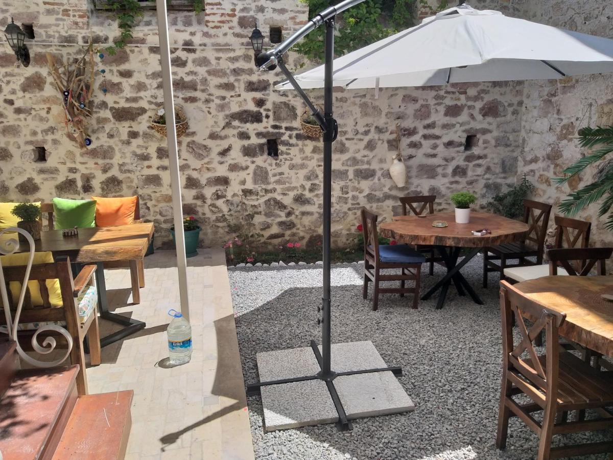 Gizemli Konak Ayvalı Exterior foto