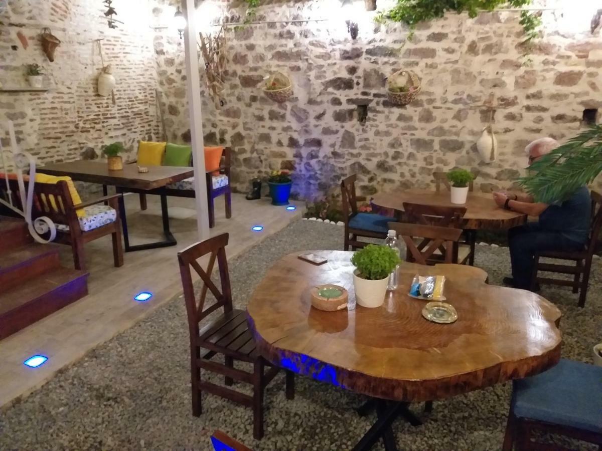 Gizemli Konak Ayvalı Exterior foto